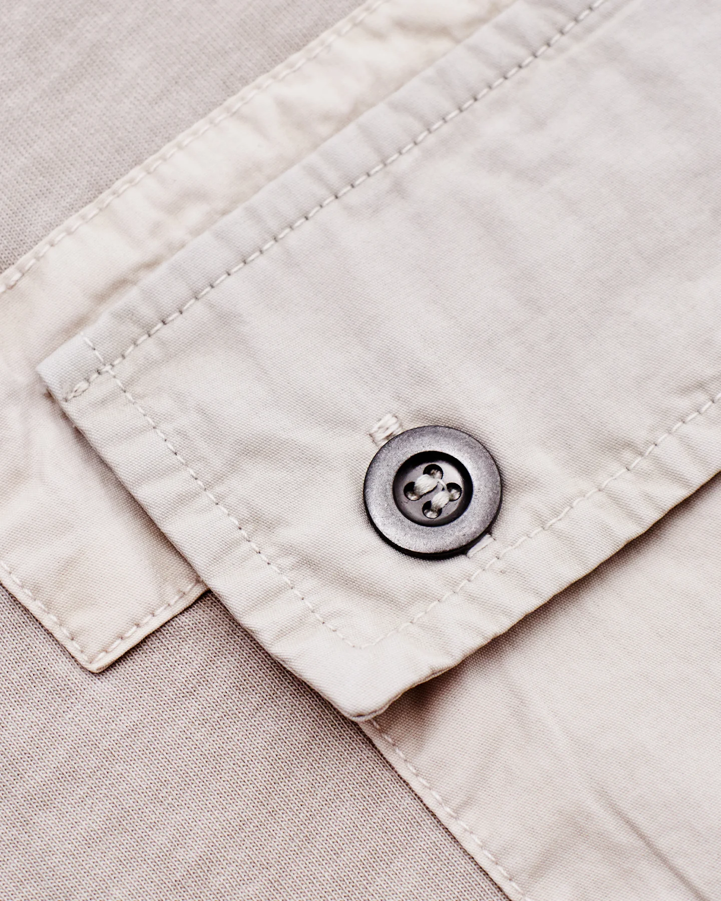 Left Hand Patch Pocket Tee Khaki - Image 3